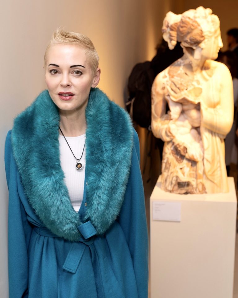 Rose McGowan at art exhibition in London, photographed by Twiggles