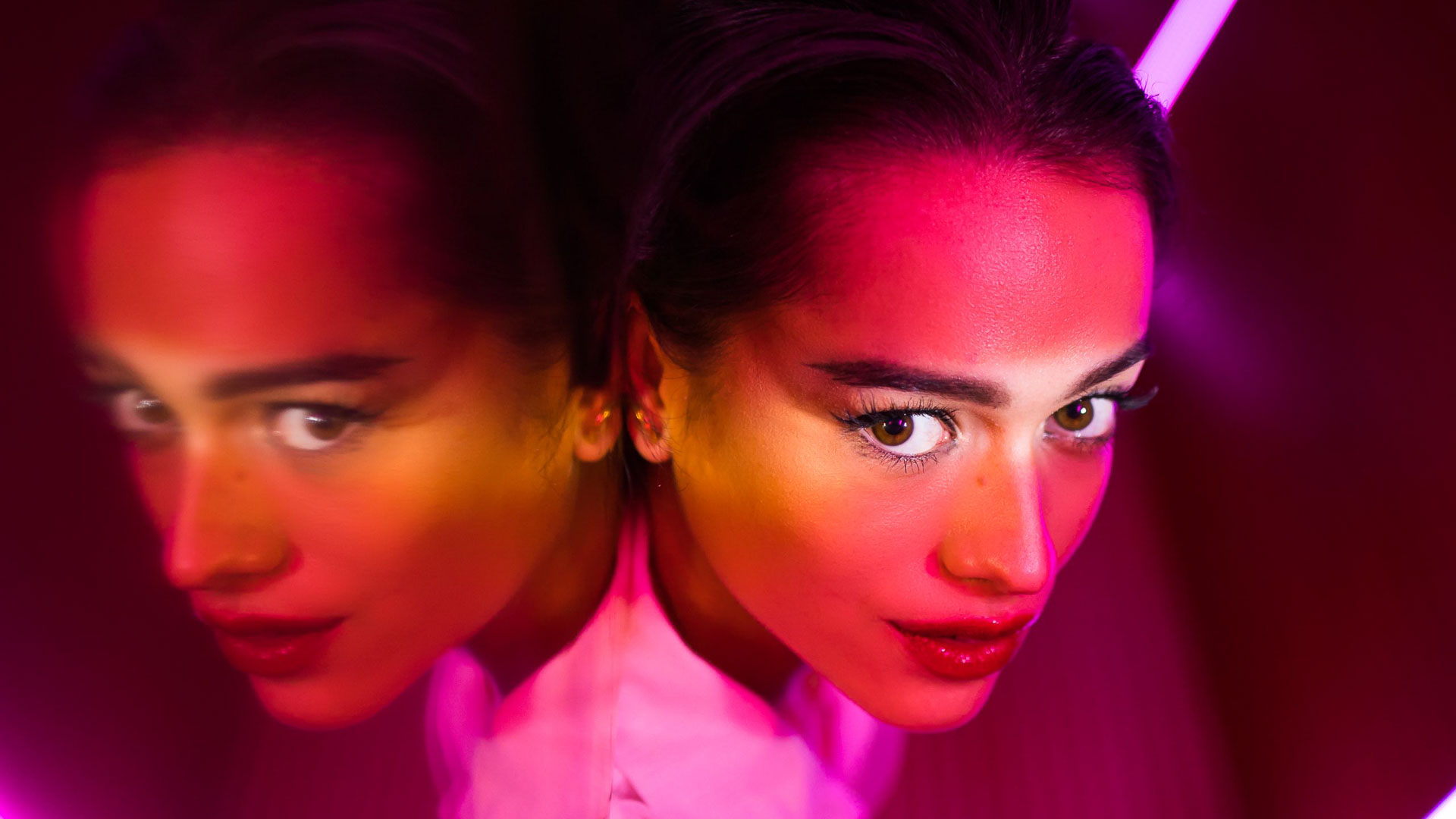 contemporary-fine-art-photography-london-magenta-portrait