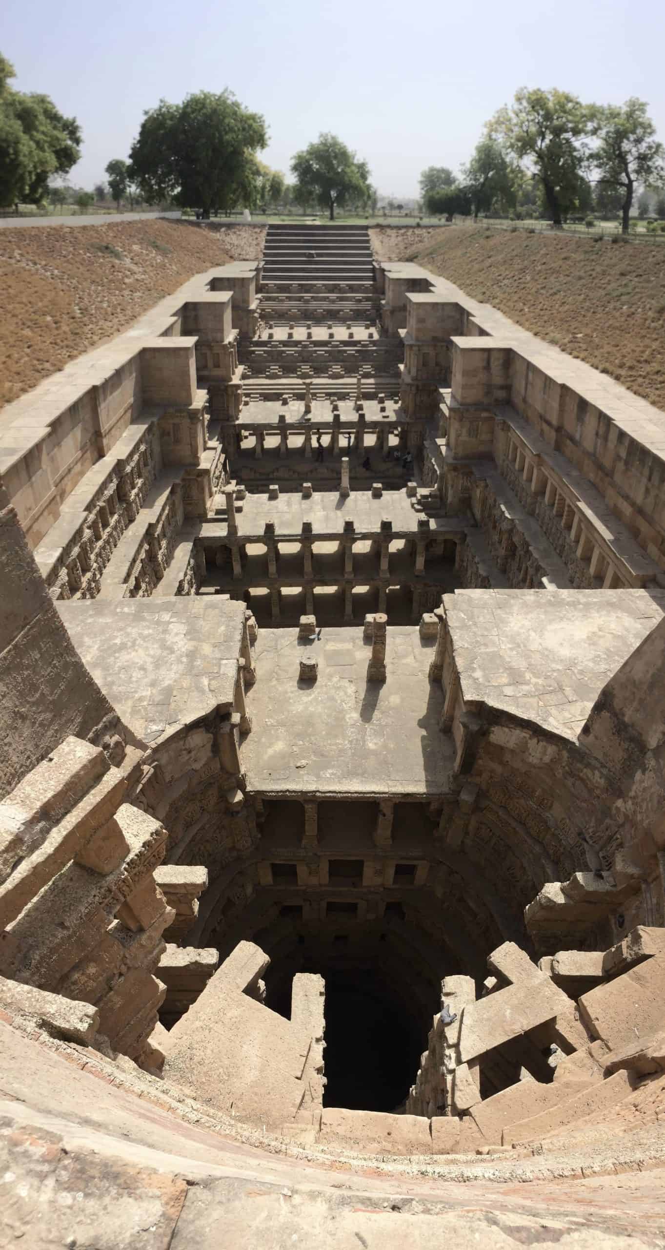 Rani-ki-Vav, the Queen’s Stepwell in Patan, Gujarat, India, viewed from above, showing its deep central well and intricate tiers of stone steps and carved galleries.